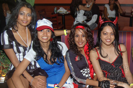 rum_jungle_halloween_2006-019