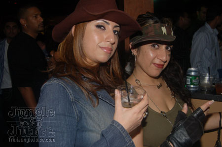 rum_jungle_halloween_2006-075