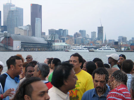 saldenah_boatride_2006-02