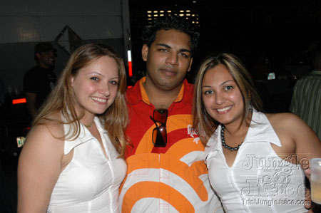 scruples_blocko_2006_pt1-016