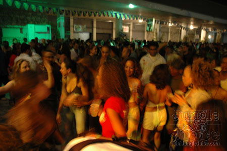 scruples_blocko_2006_pt1-041