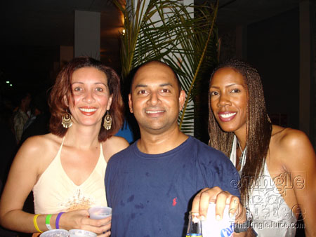 scruples_blocko_2006_pt2-028