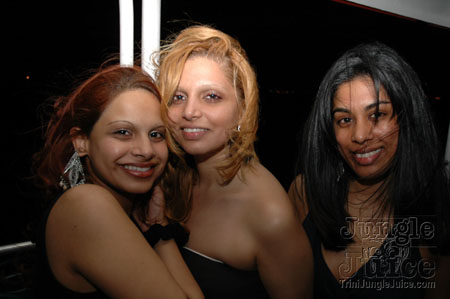 socaweb_boatride_2006-05