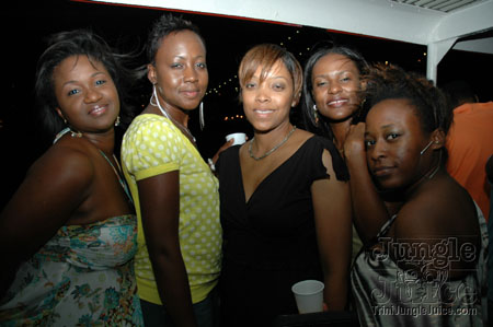 socaweb_boatride_2006-11