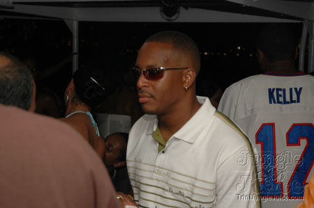 socaweb_boatride_2006-32