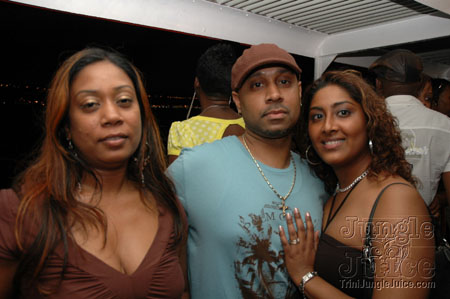 socaweb_boatride_2006-35