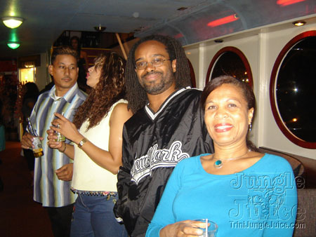 splash_boatride_2006-021