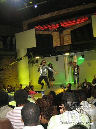 synergy_supermodel_2006-005