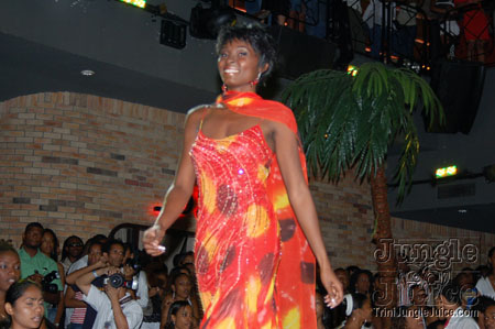 synergy_supermodel_2006-010