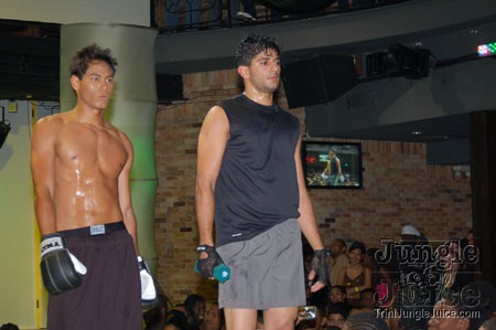 synergy_supermodel_2006-023