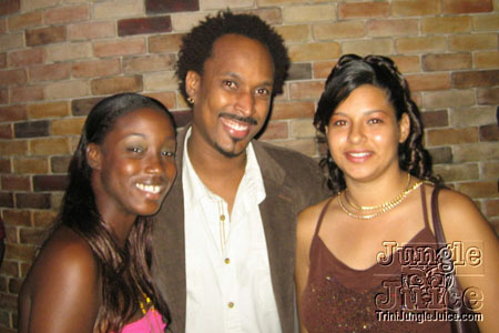 synergy_supermodel_2006-100