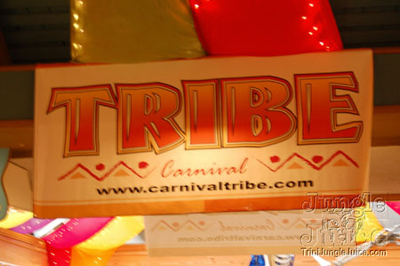 tribe_costume_viewing-01