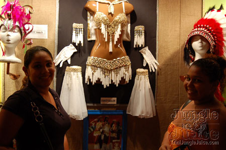 tribe_costume_viewing-13