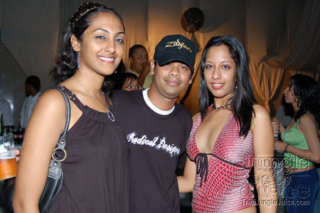 tribe_jingle_bell_jam-059