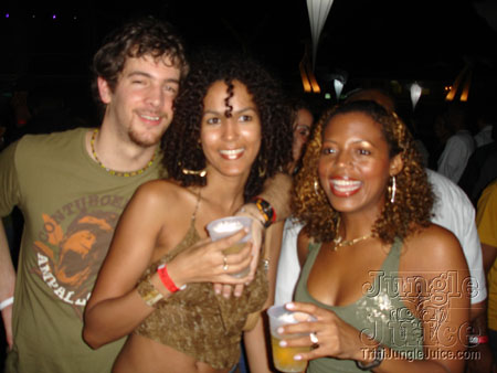 trini_posse_2006-090