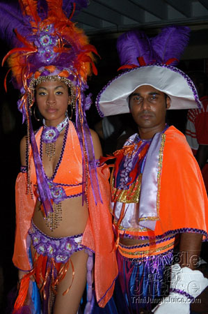 trini_revellers_2k7_launch_pt1-007