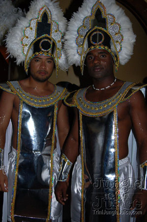 trini_revellers_2k7_launch_pt1-013