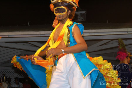 trini_revellers_2k7_launch_pt1-051