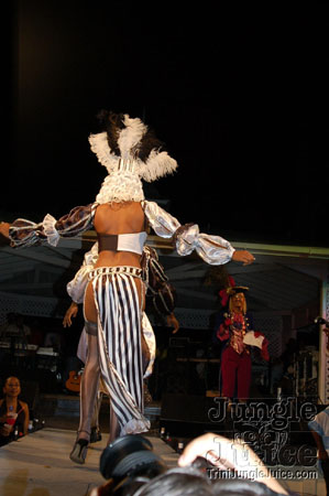 trini_revellers_2k7_launch_pt1-066