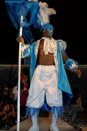 trini_revellers_2k7_launch_pt2-056