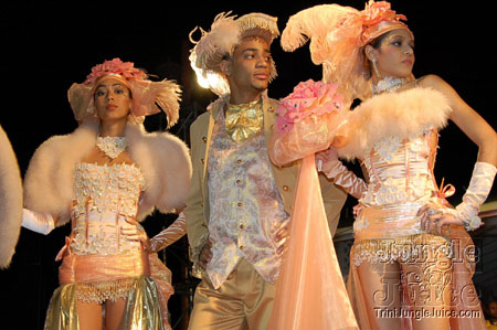 trini_revellers_2k7_launch_pt2-070