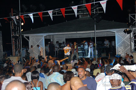 trini_revellers_2k7_launch_pt2-113