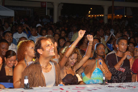 trini_revellers_2k7_launch_pt2-133