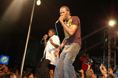 trini_revellers_2k7_launch_pt2-134