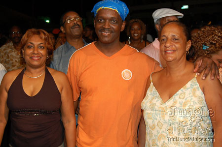 trini_revellers_2k7_launch_pt2-135