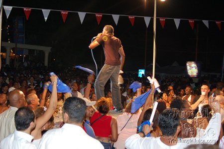 trini_revellers_2k7_launch_pt2-141