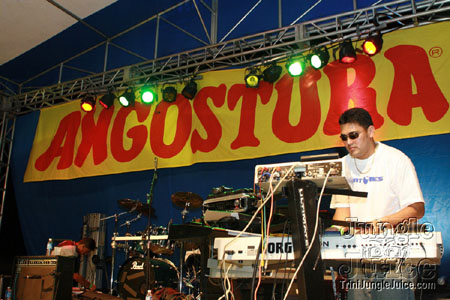 university_fete_2006_pt1-040