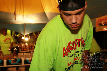 university_fete_2006_pt1-086