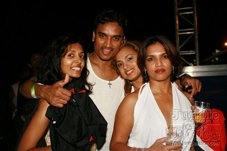 university_fete_2006_pt1-165