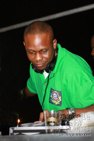 university_fete_2006_pt1-166