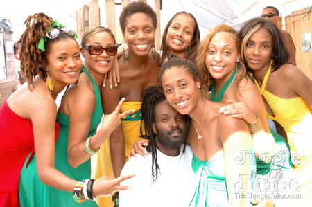 vale_bfast_ny_2006-090