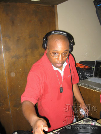 wed_on_de_roof_2006-17