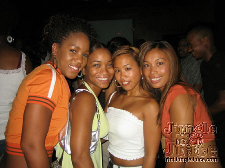 wed_on_de_roof_2006-39