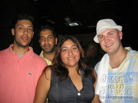 wed_on_de_roof_2006-41