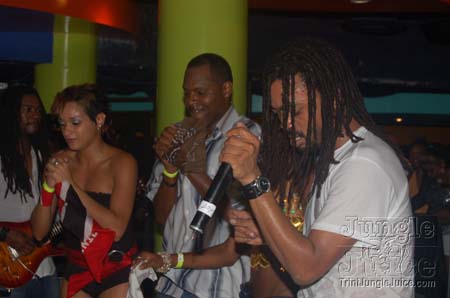 klimax_zanzabar_alt_2006-320