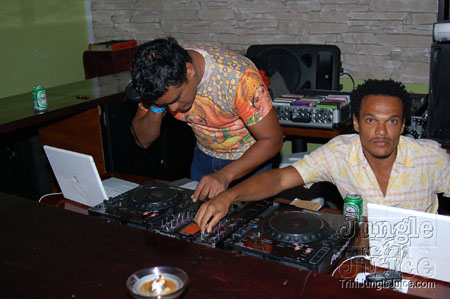 zen_rooftop_22sept06-03