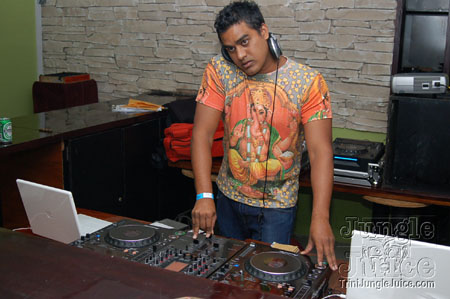 zen_rooftop_22sept06-04