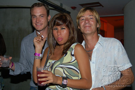 zen_rooftop_8sept06-23