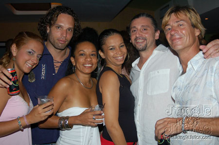 zen_rooftop_8sept06-42