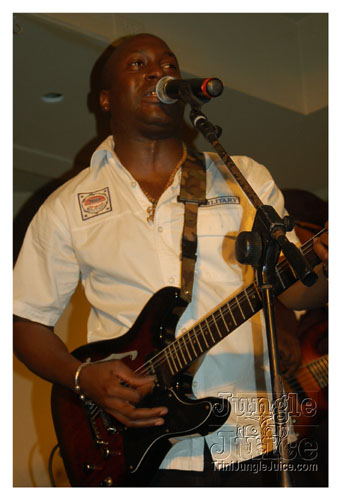 4_bands_chaconia-082