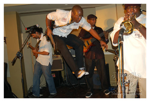 4_bands_chaconia-096