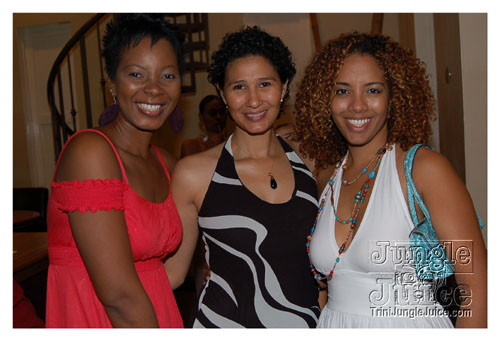 a_little_bit_of_bling-004