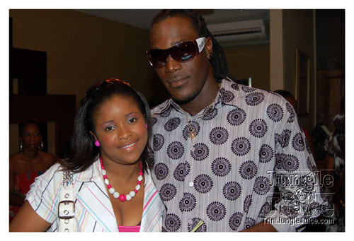 a_little_bit_of_bling-012