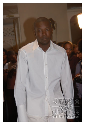 a_little_bit_of_bling-015