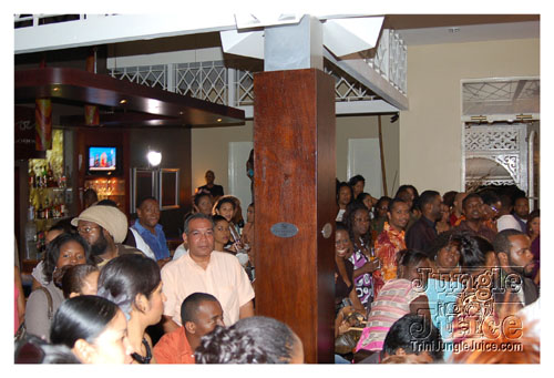 a_little_bit_of_bling-017