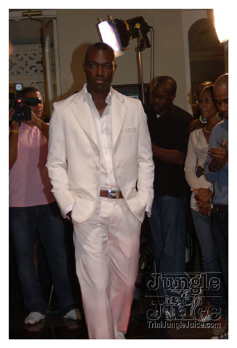 a_little_bit_of_bling-021